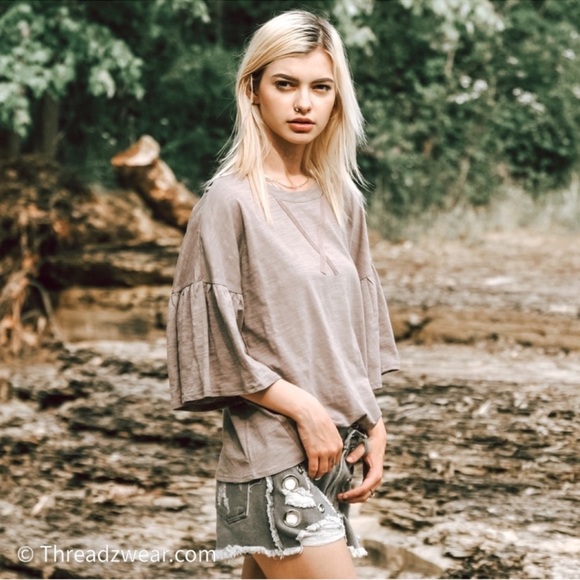 New Flounce Sleeve Tan Tee - Picture 3 of 6